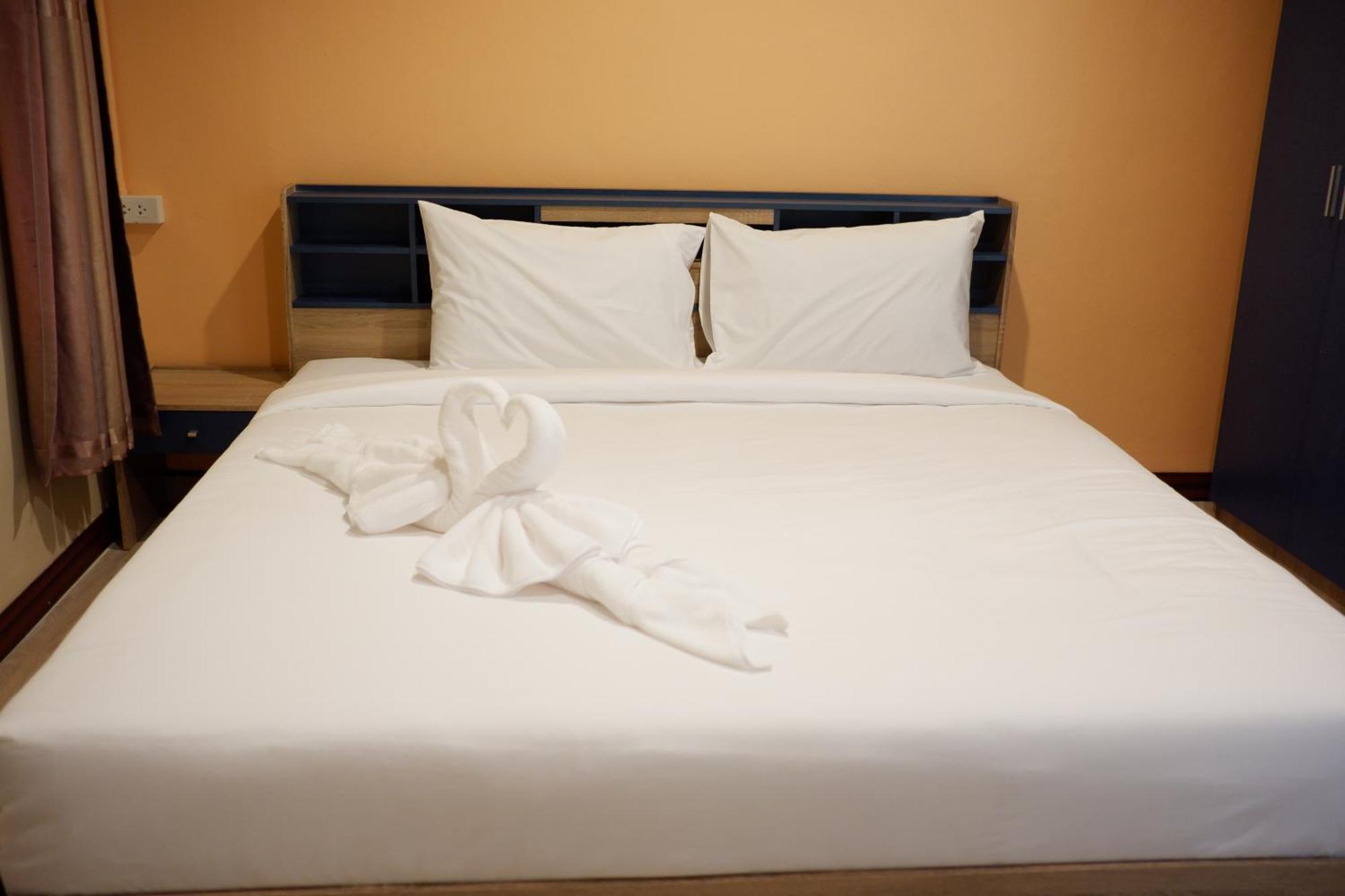 Supachai Inn Ban ba Ngan Ngoại thất bức ảnh